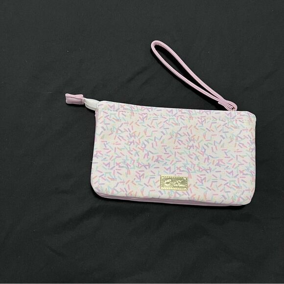Betsey Johnson Pink Confetti/Sprinkles Cat Wristlet Wallet - Picture 2 of 5